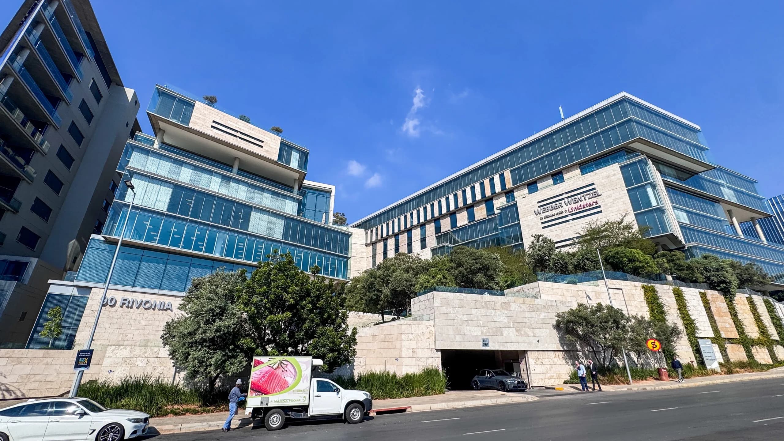 Prime 244m2 1st-Floor P-Grade White-Box Suite with Sandton City Frontage | 90 Rivonia Road, Sandton CBD