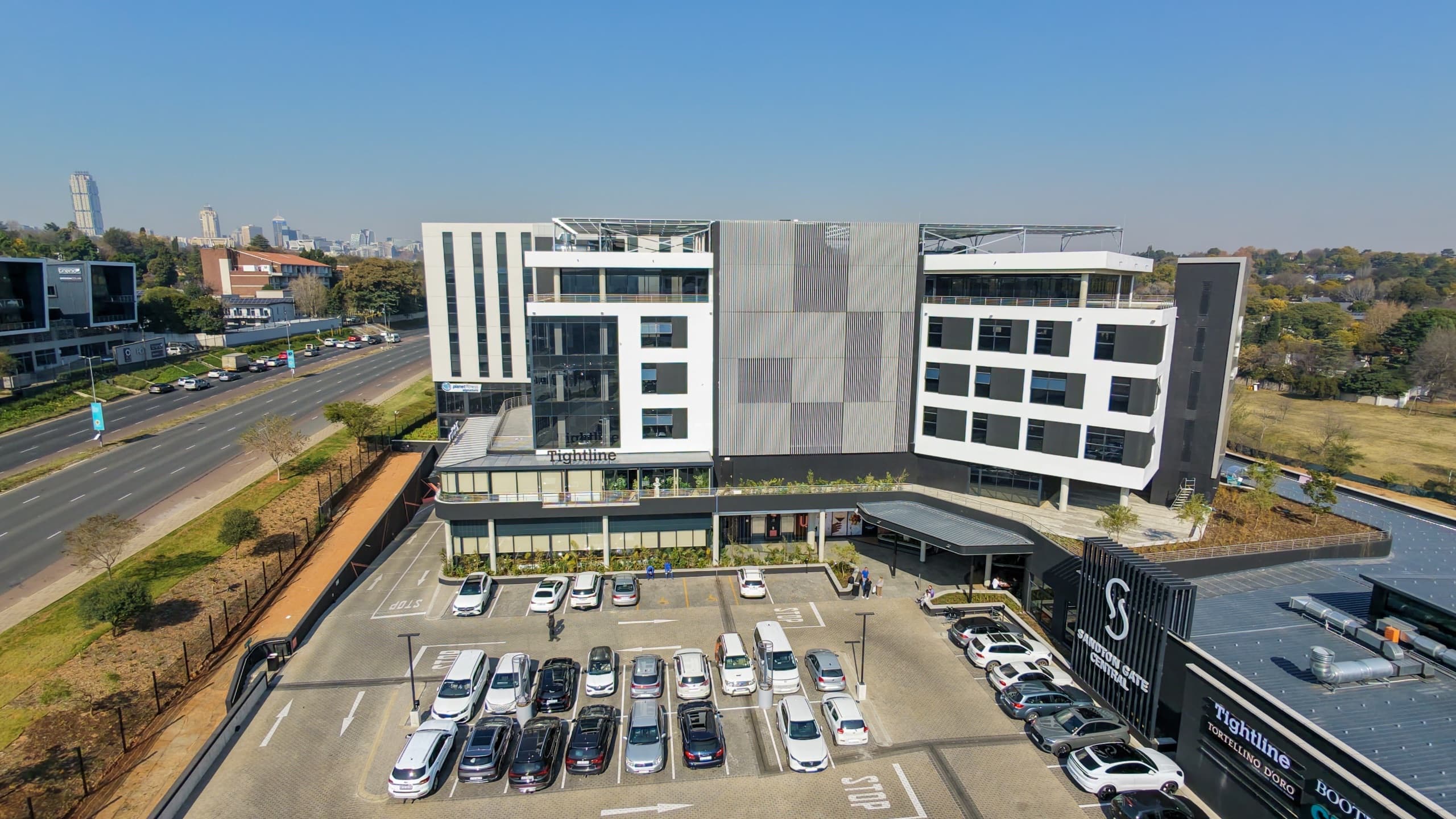 Executive 511m2 3rd-Floor Office Suite with Exclusive-Use Balcony | Sandton Gate Precinct