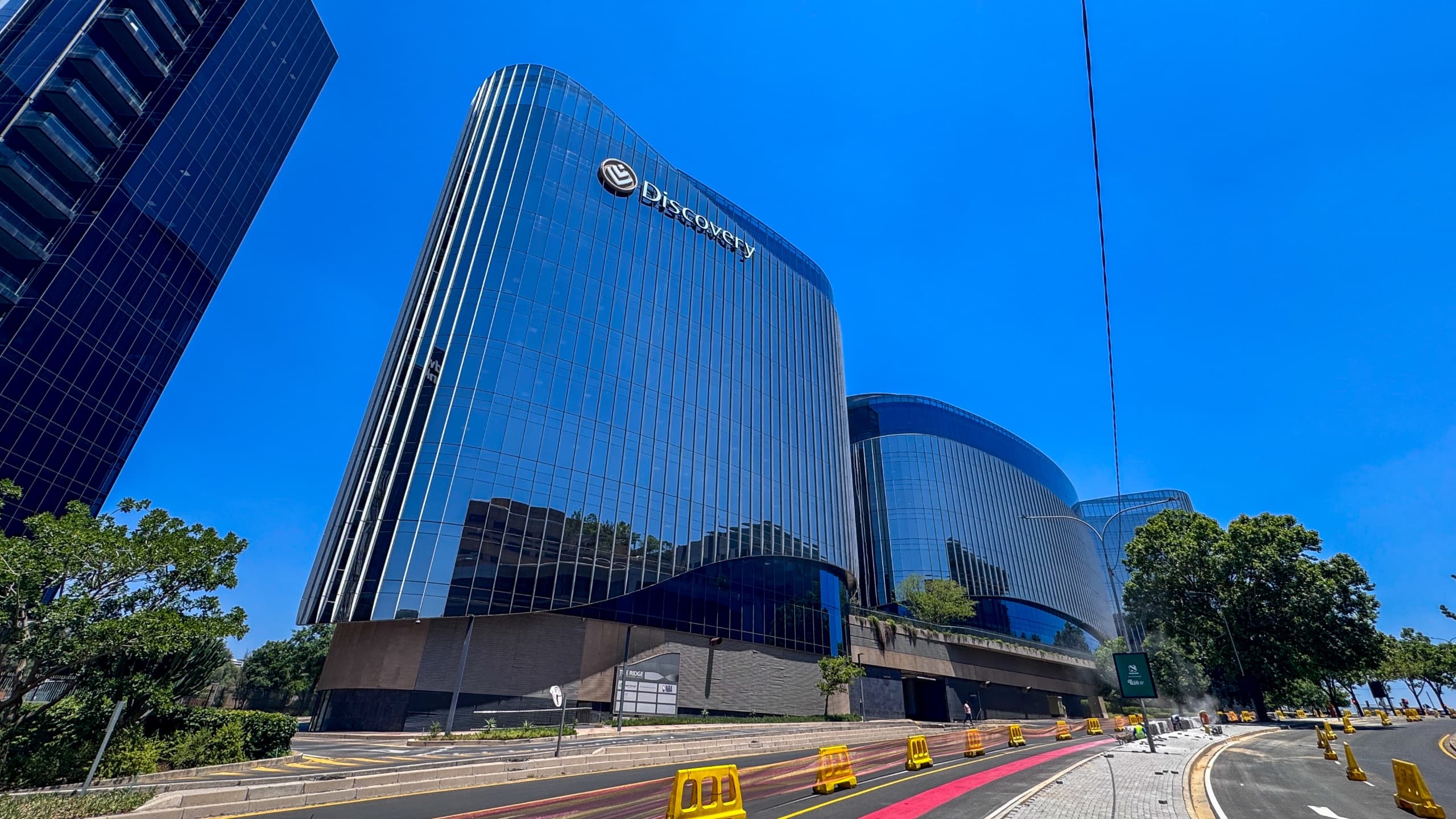 4,000m² Office To Let at Discovery Place