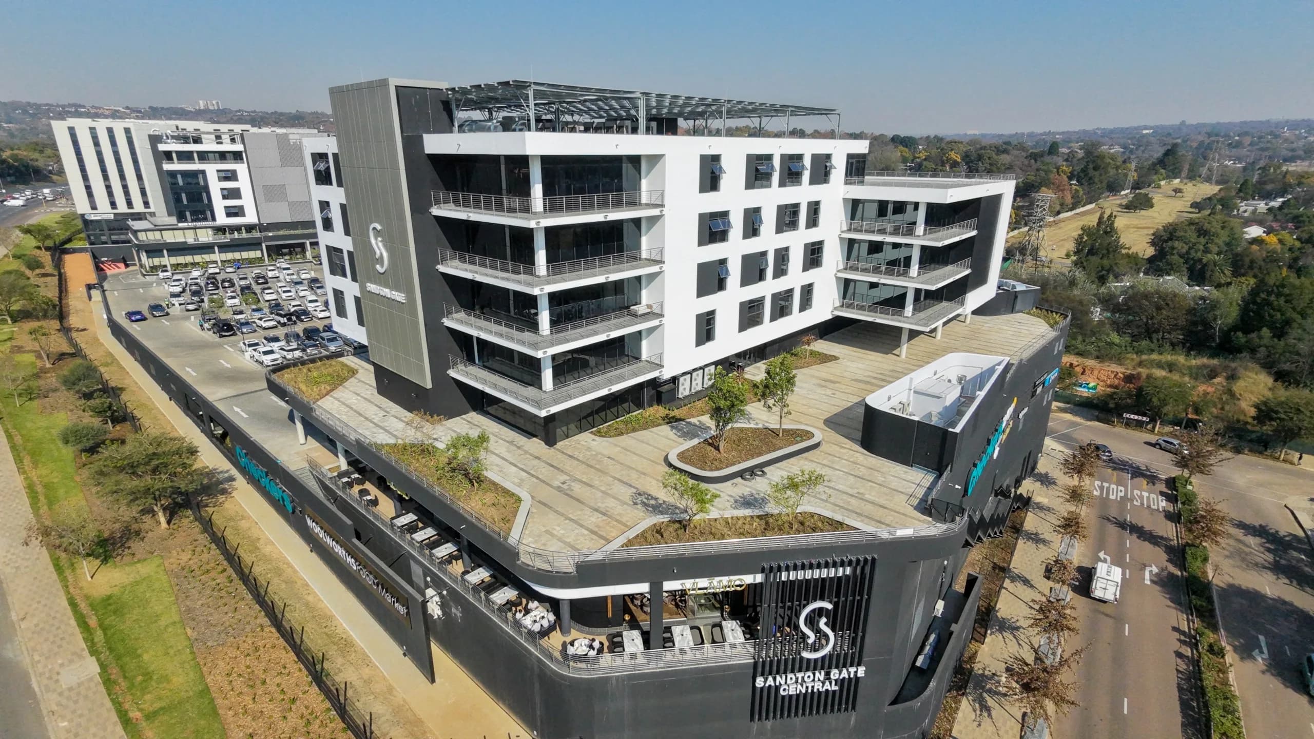 Executive 888m2 3rd-Floor Office Suite with Exclusive Balconies | Sandton Gate Precinct