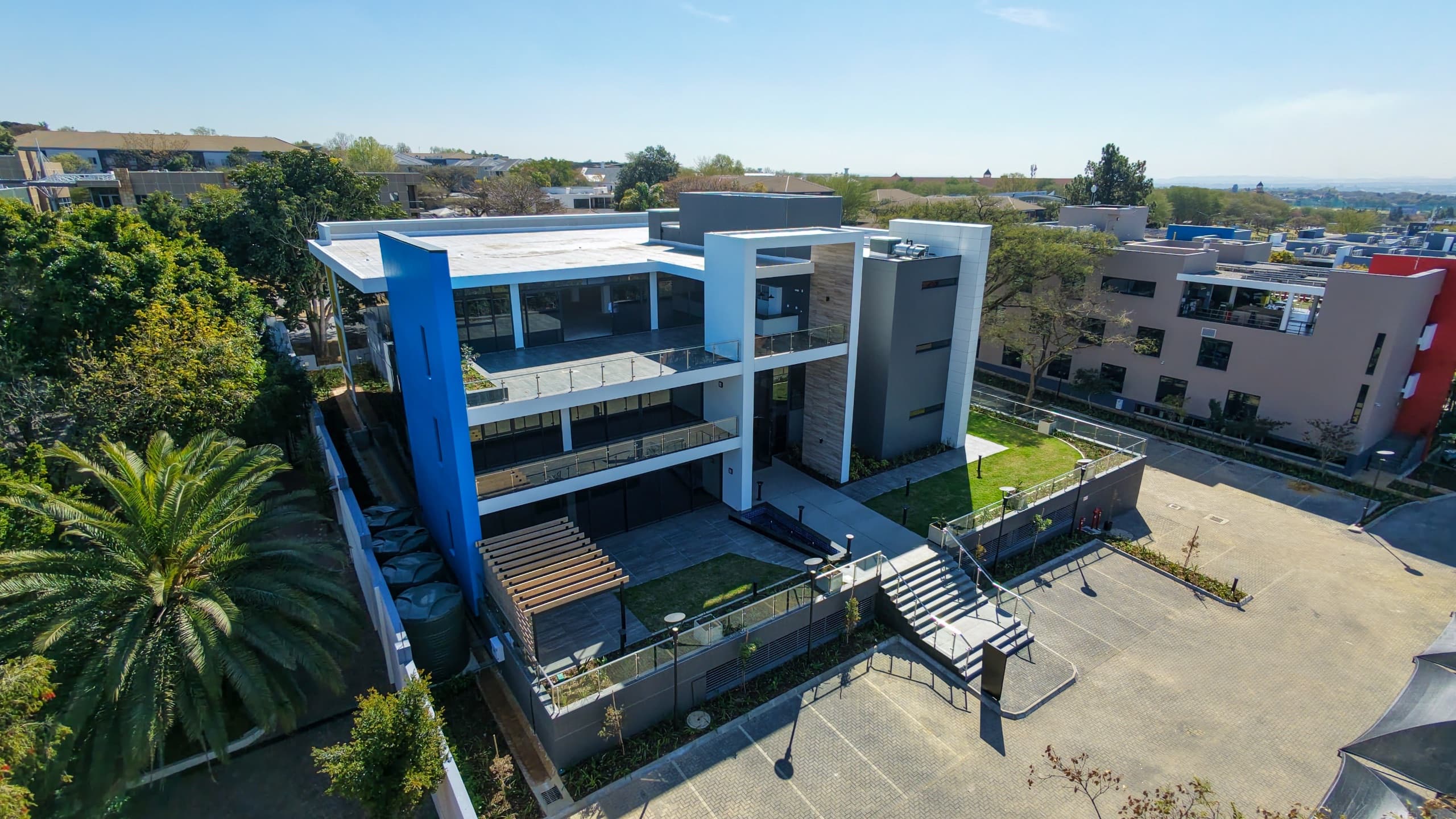 Freestanding 2,173m2 Corporate Headquarters with Main Road Signage & Signature Entertainment Deck | Culross On Main, Bryanston