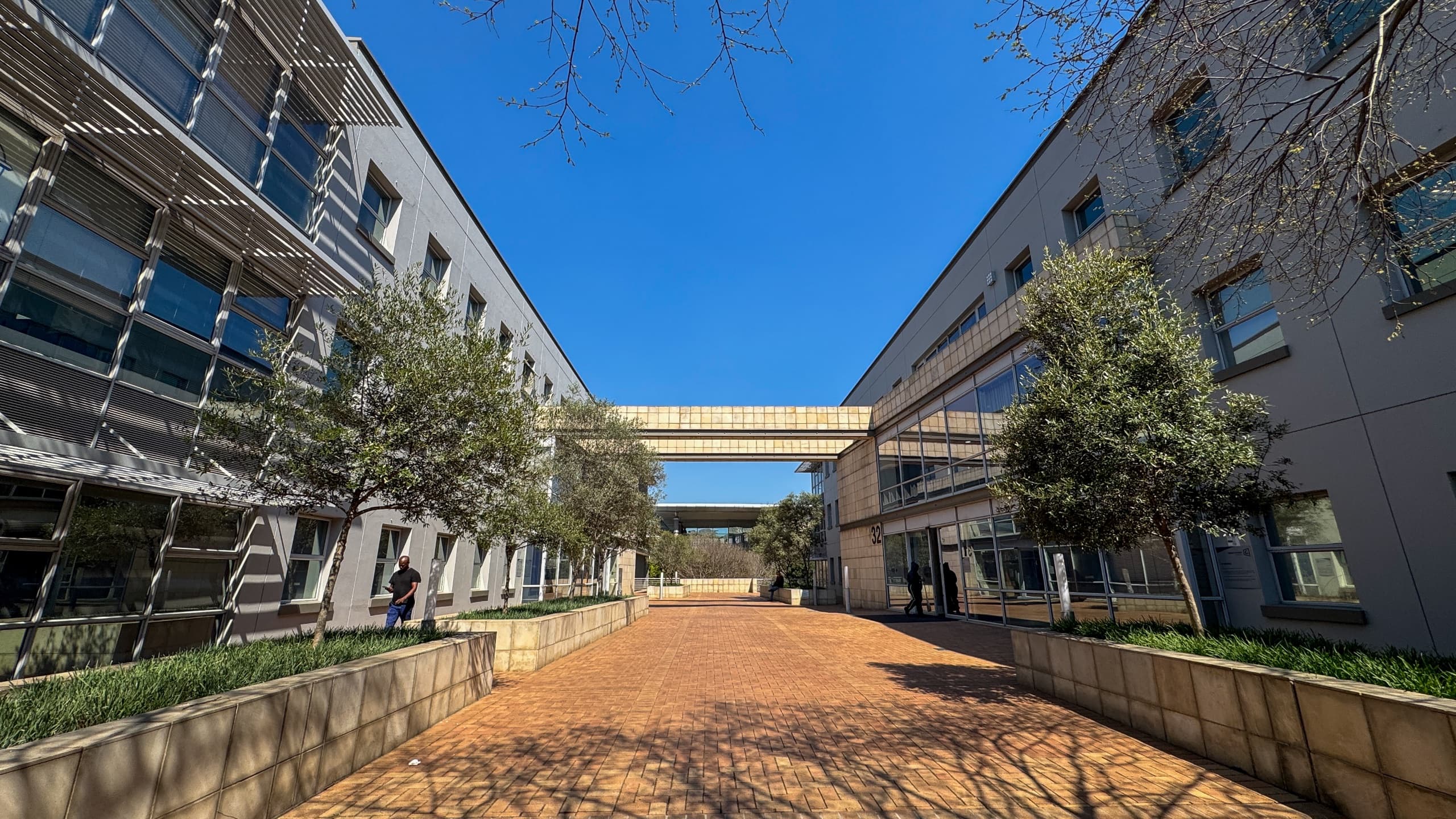 Substantial 723m2 2nd-Floor Partially Fitted Suite with Executive Offices | Woodlands Office Park, Woodmead