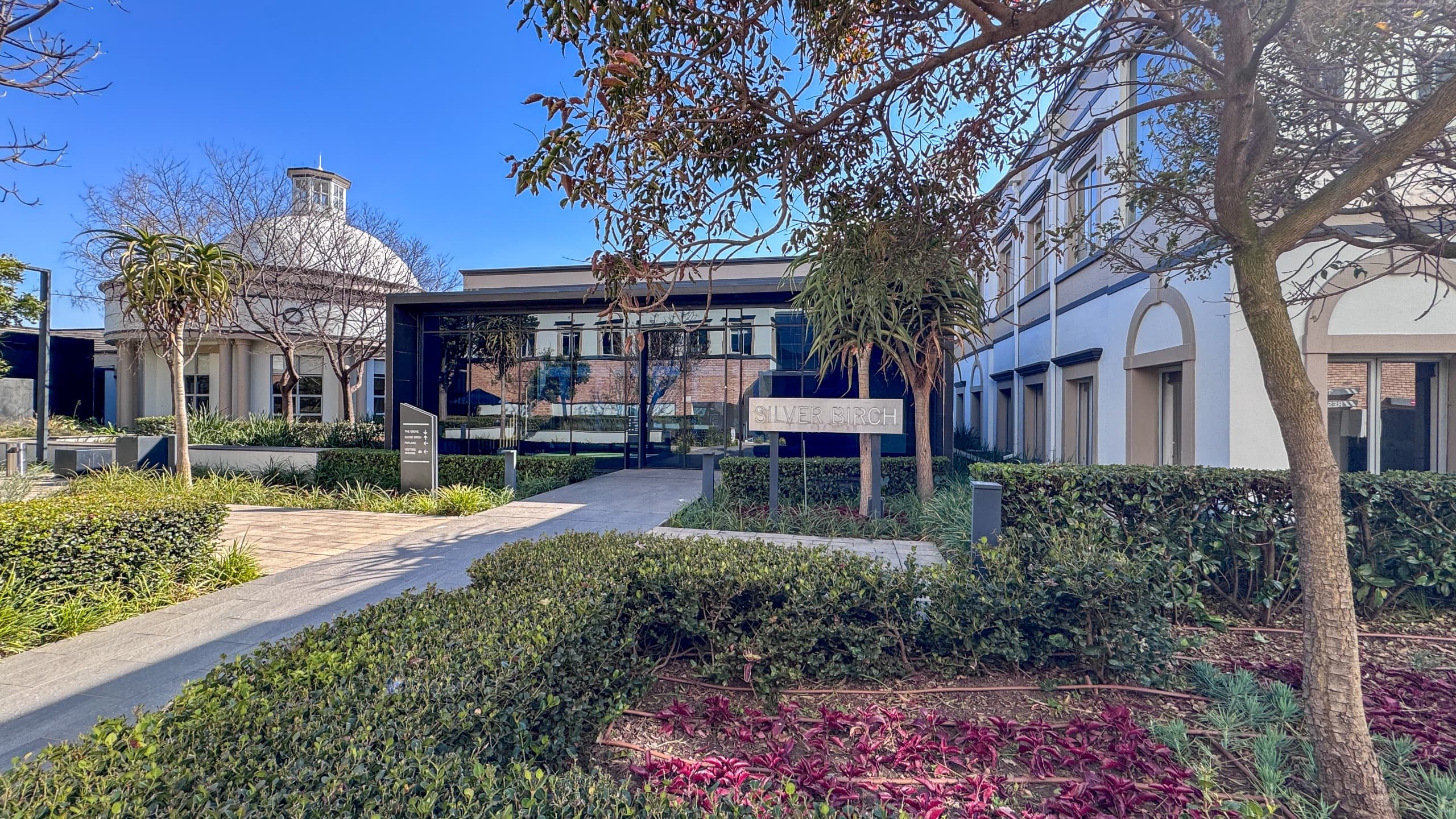 Flexible 1,066m2 Fitted Ground-Floor Corporate Suite | Sandhurst Office Park