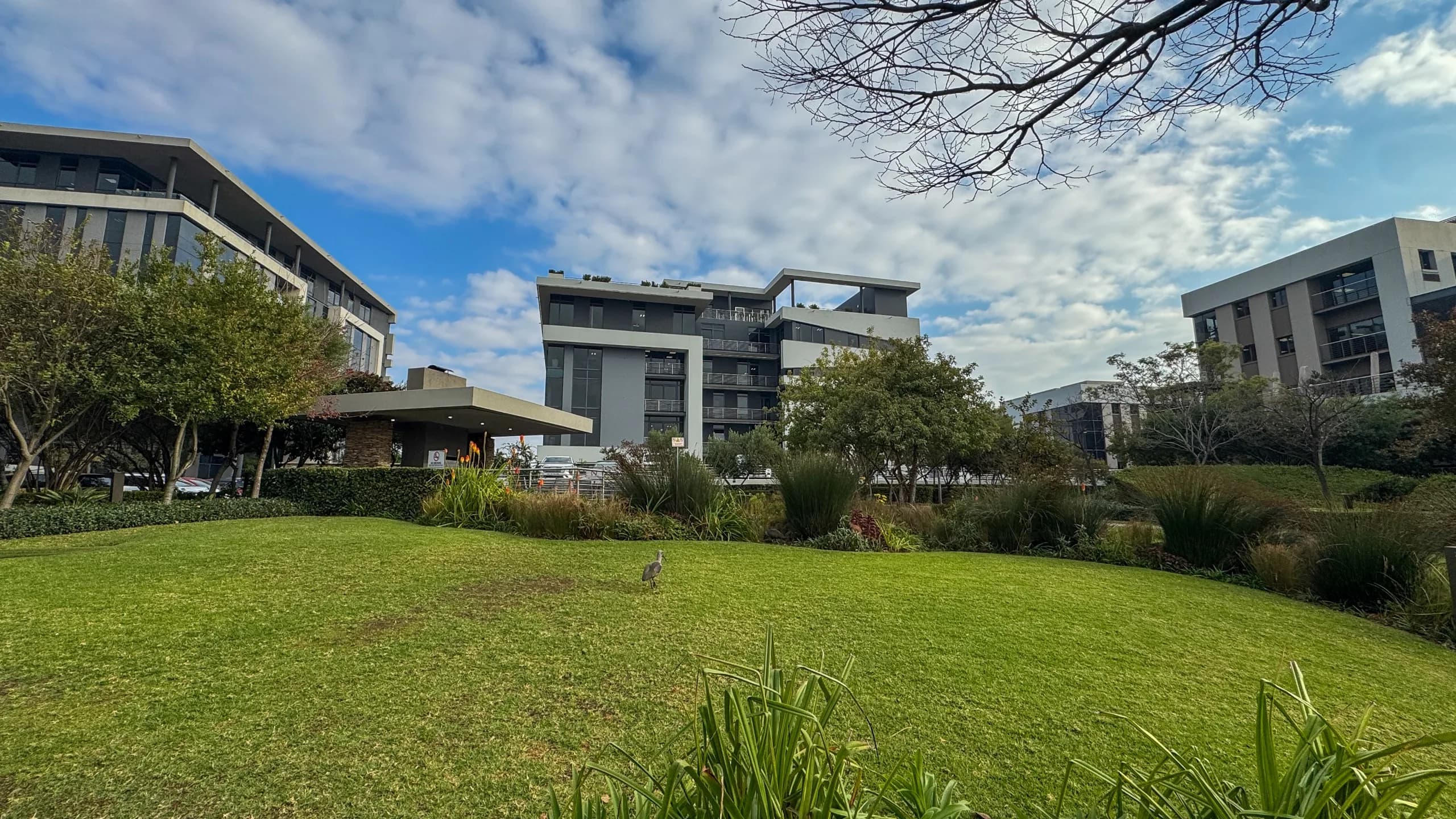 349 m² White-Box Office to Let at Hertford Office Park