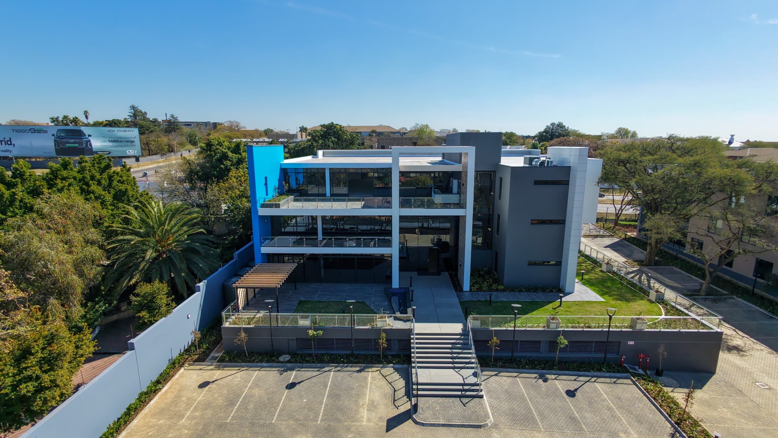 Customizable 699m2 1st-Floor Grey-Box Office with Private Balcony | Culross On Main, Bryanston