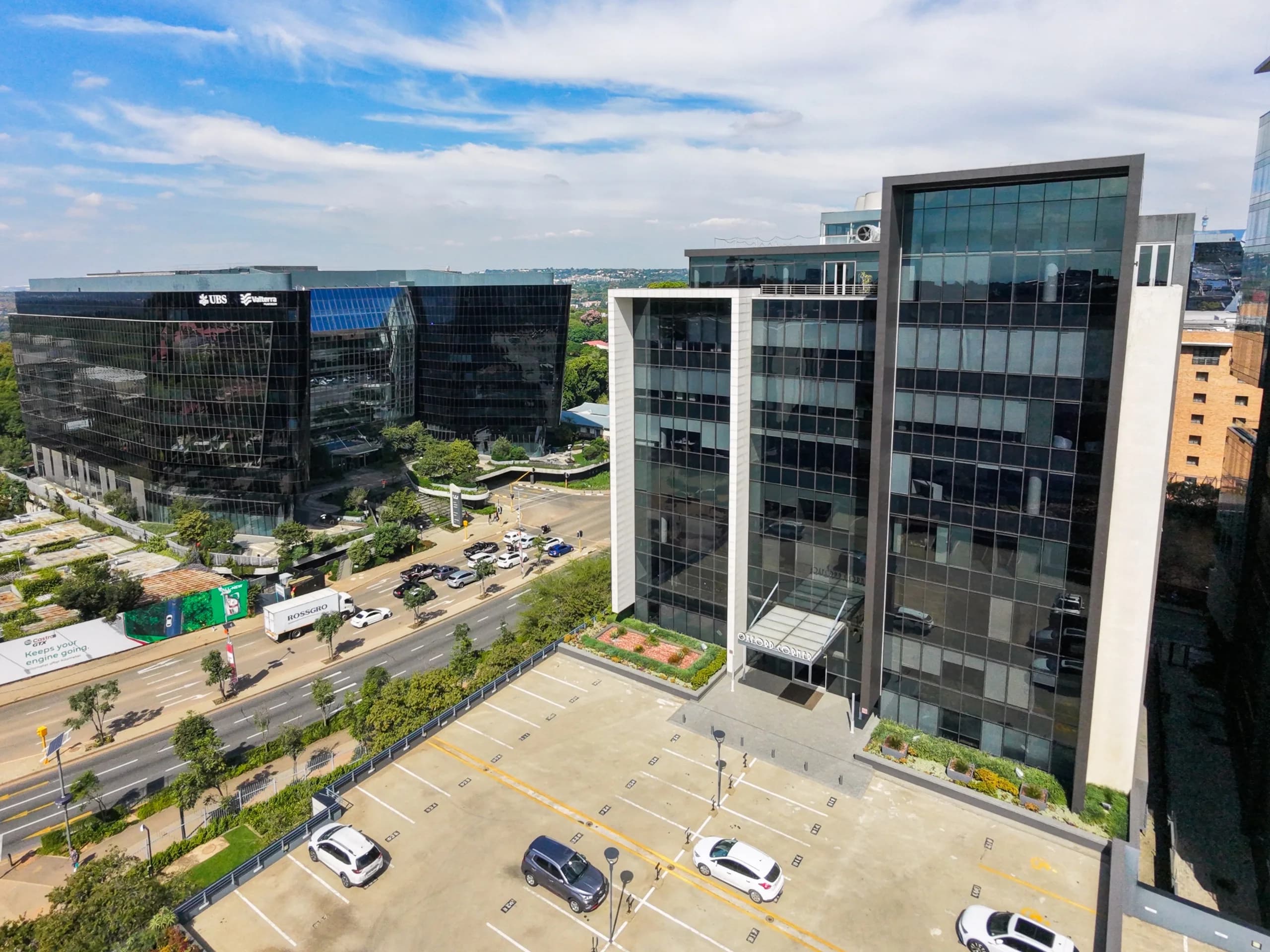 Fitted 475m2 4th-Floor Green Star Office with Dual-Aspect Skyline Views | Oxford Corner, Rosebank