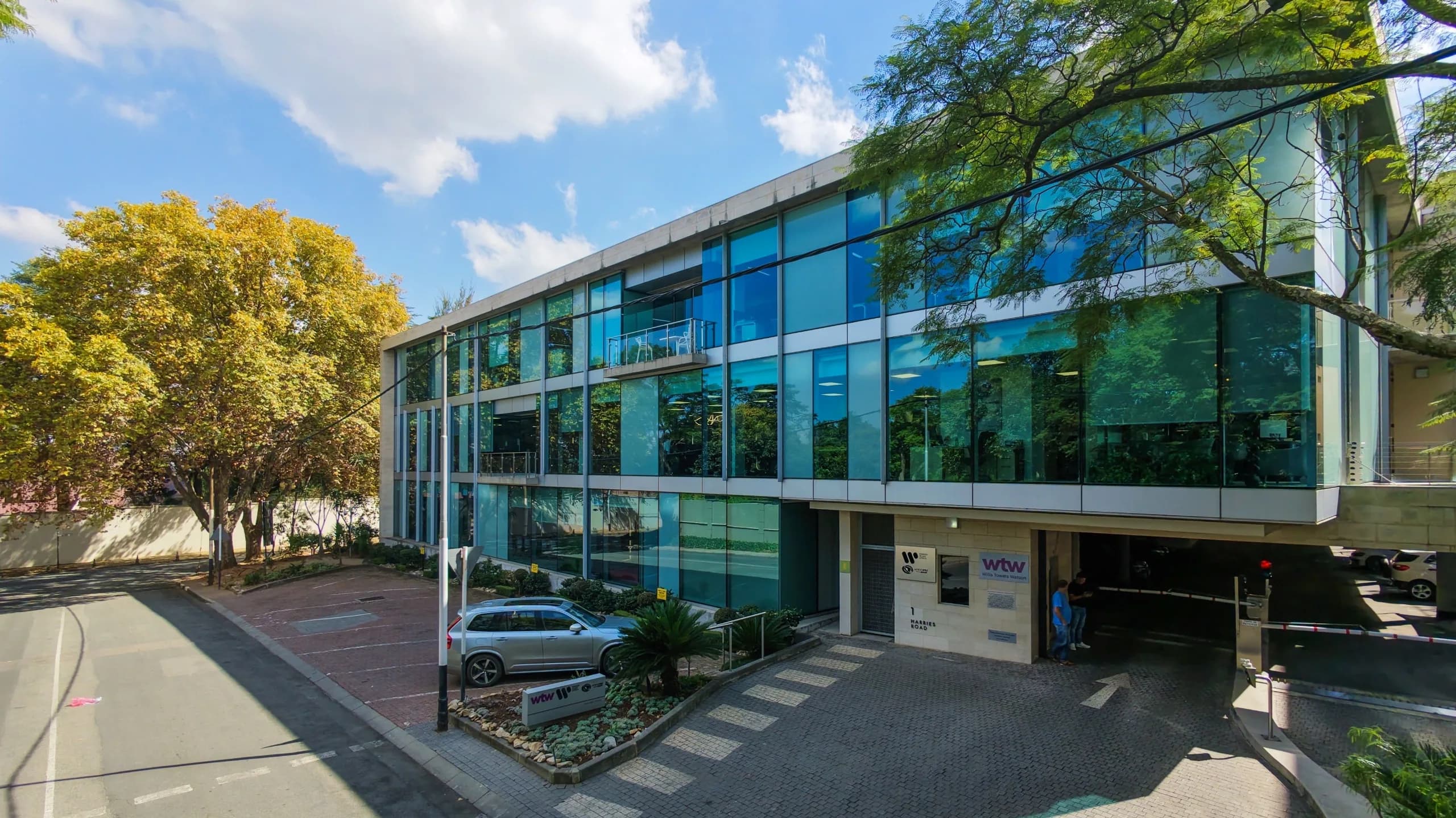 Fitted 1,170m2 1st-Floor P-Grade Office with Dual Entrances & Subdivisible Options | Illovo Edge, Illovo