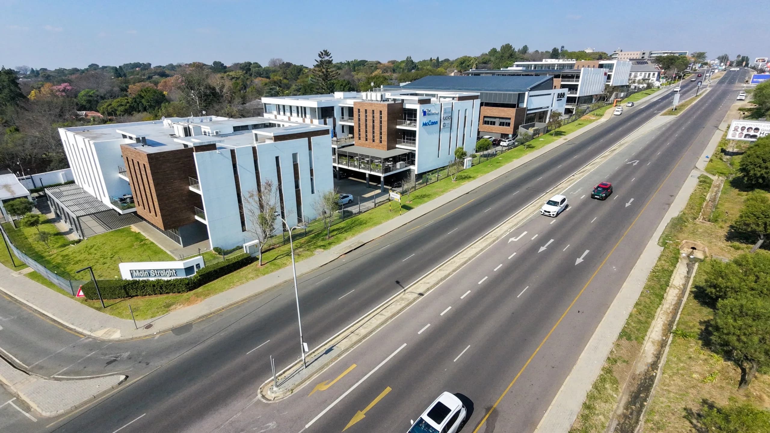 Partially Fitted 208m2 Ground-Floor Office Suite with Large Balcony | Bryanston Main Straight, Bryanston