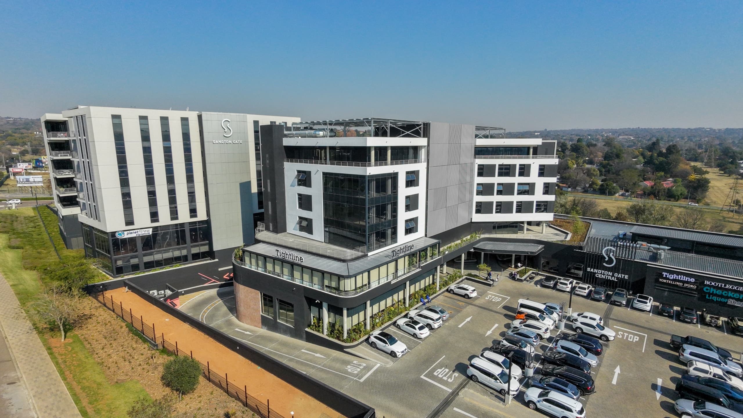 Compact 177m2 Office Suite with Phase 1 Views | Tower B, Sandton Gate Precinct