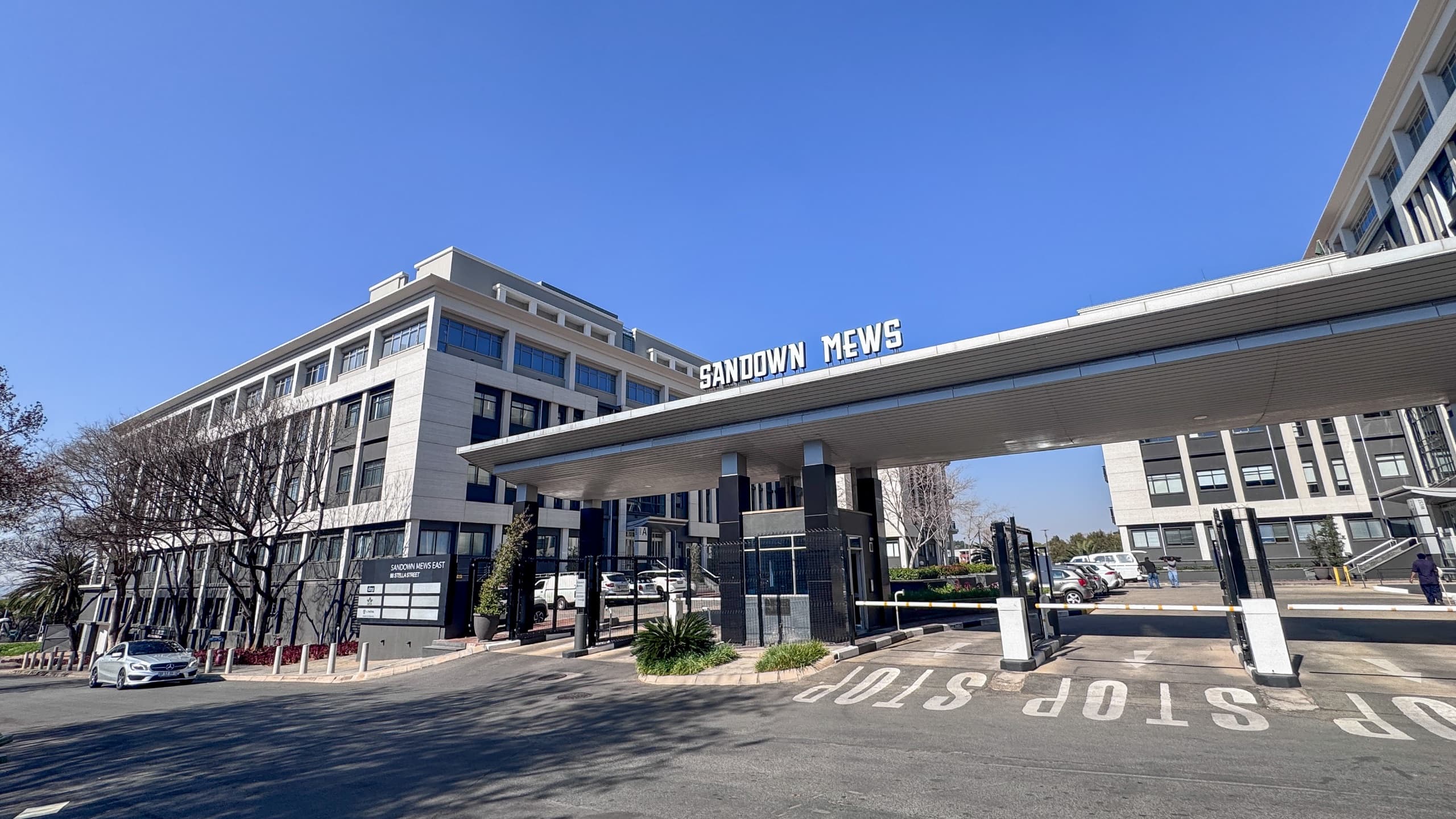 Expansive 1,210m2 Triple-Aspect White-Box Suite with Panoramic Views & Balconies | Sandown Mews, Sandton